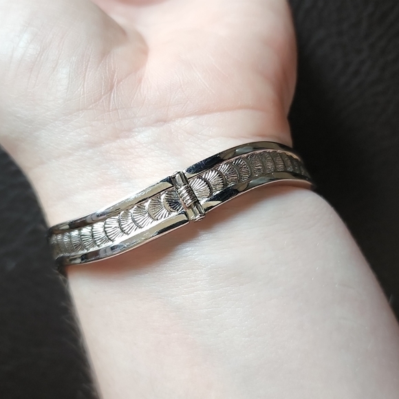 VTG Monet bracelet - Picture 8 of 8